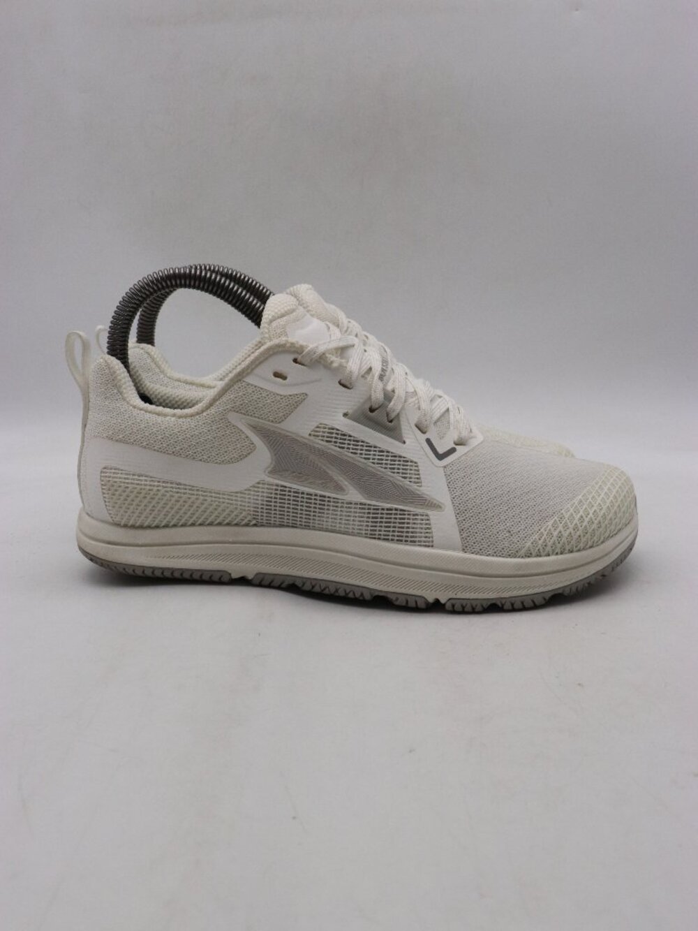 Altra Solstice XT 3  Women's Size 6 White Athletic Running Walking Sneakers